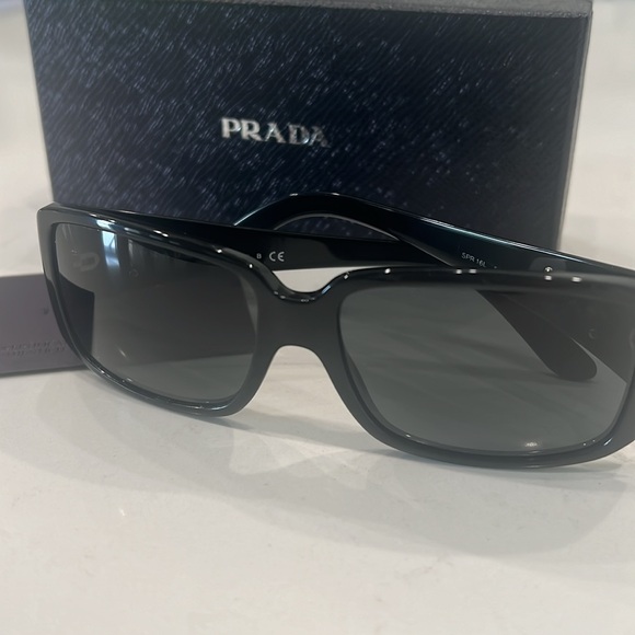 Authentic RARE PRADA sunglasses w/ certificate and box. Mint condition. Worn 1x - Picture 2 of 15